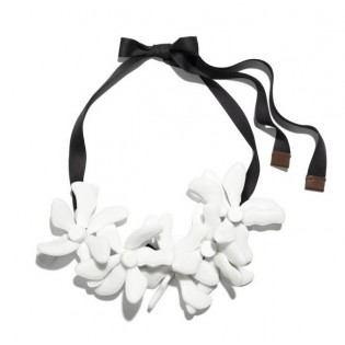 Колье MARNI at H&M Capsule Collection white flowers